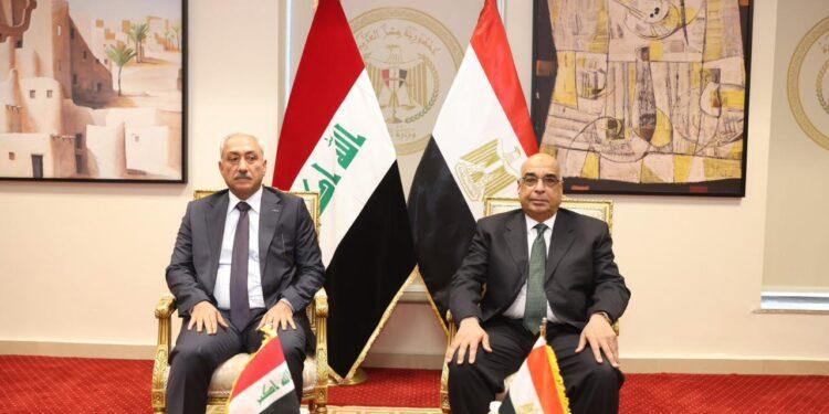 وزير العدل يستقبل وفدا عراقيًا لبحث الإستفادة من أنظمة التفتيش القضائي والحوكمة القضائية