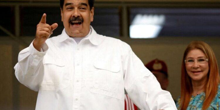 فنزويلا.. تشكيل لجنة خاصة لتحرير مادورو