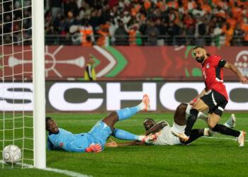 صلاح يعبر بمصر محطة كوت ديفوار إلى نصف نهائي كأس إفريقيا (فيديو)