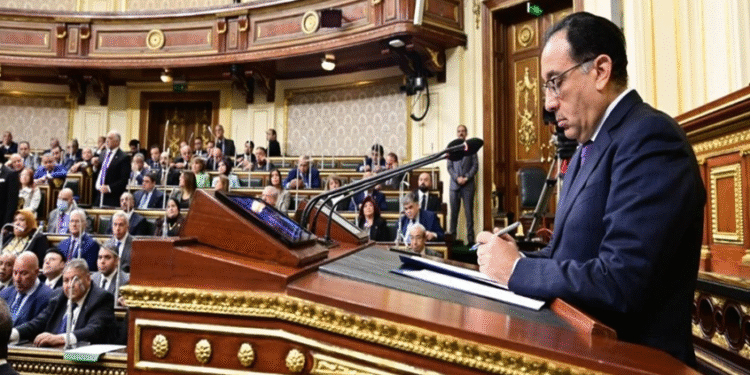 توقع تعديل حكومي واسع يشمل 15 وزيرا وتسمية رئيس وزراء جديد ستشكل “مفاجأة”