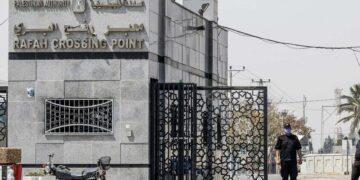 “فخ إسرائيلي لمصر”.. تعليق مصري على إعلان فتح معبر جديد في رفح