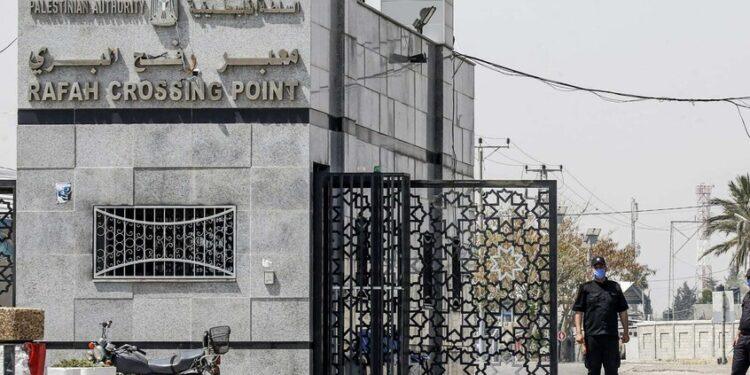 “فخ إسرائيلي لمصر”.. تعليق مصري على إعلان فتح معبر جديد في رفح