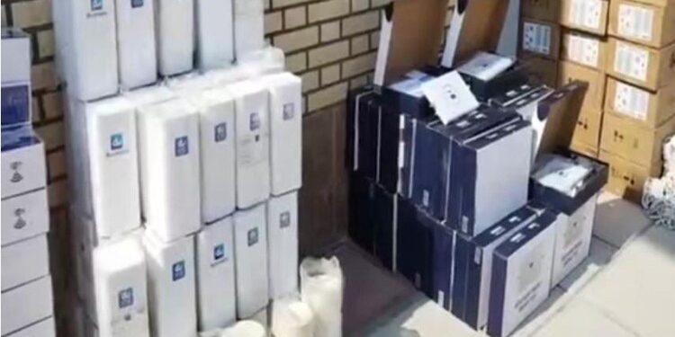 إيران تكشف إحباط إدخال شحنة تجسّس وتخريب متطورة عبر إحدى دول الجوار