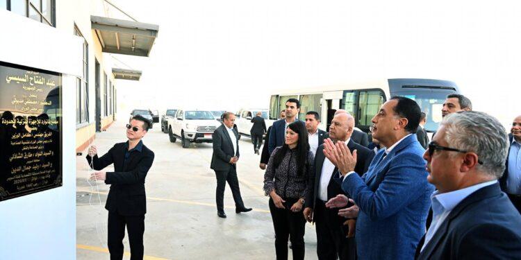 خلال جولته بمنطقة السخنة الصناعية باقتصادية قناة السويس: رئيس الوزراء يفتتح مصنع “فانوارد” الصيني لإنتاج سخانات الغاز والمبادلات الحرارية باستثمارات تتجاوز 12 مليون دولار