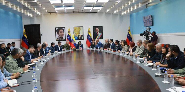 ديلسى رودريغيز: لفنزويلا الحق في السلام والتنمية والسيادة والمستقبل.