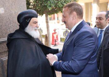 محافظ المنوفية يهنئ الأنبا بنيامين بأعياد الميلاد المجيدة بمطرانية المنوفية