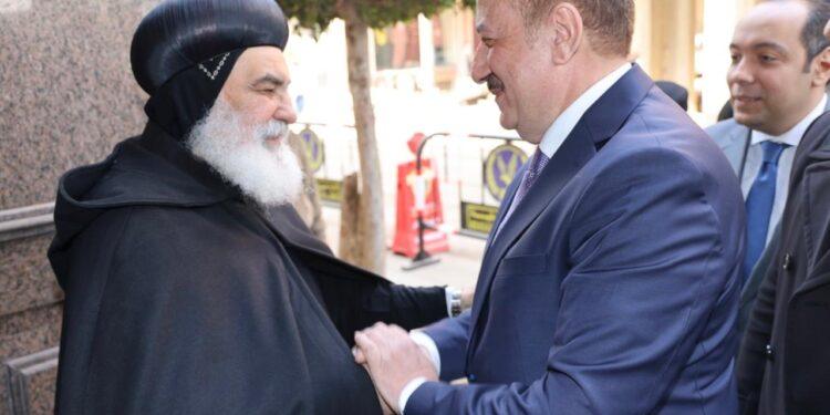 محافظ المنوفية يهنئ الأنبا بنيامين بأعياد الميلاد المجيدة بمطرانية المنوفية