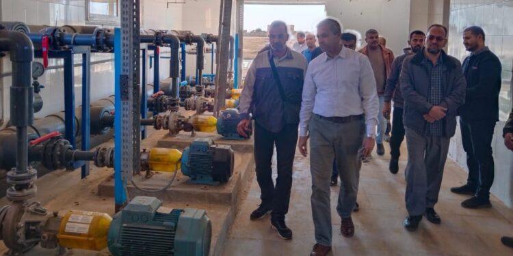 رئيس مياه البحر الأحمر يواصل متابعته ويتفقد مواقع الشركة بالشلاتين ويلتقي رئيس المدينة