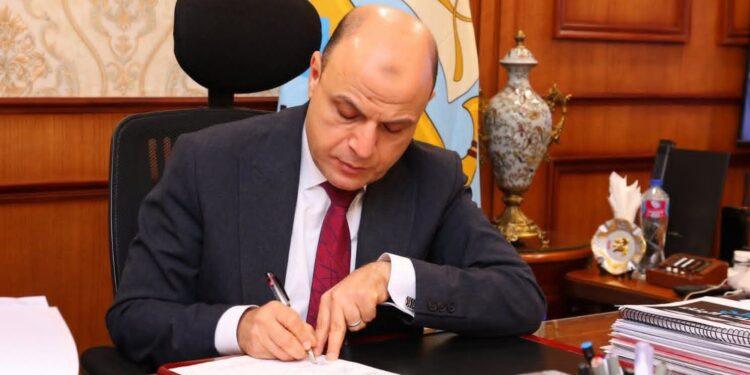 بشرى سارة ولأول مرة.. محافظ كفرالشيخ يعتمد تحديث مشروع «السيرفيس» الجديد طبقاً للهوية البصرية للمحافظة