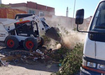 رئيس مدينة سفاجا :حملات مكثفة لأعمال النظافة العامة بمنطقة سفاجا البلد .