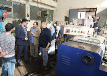 رئيس مياه القليوبية يتابع جاهزية محطات الصرف وورش الطوارئ ببنها