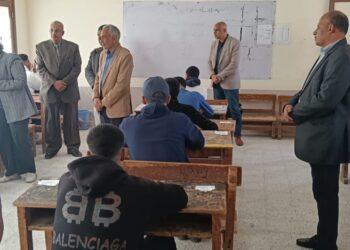 وكيل تعليم البحر الأحمر تتفقد امتحانات التعليم الفنى بسفاجا