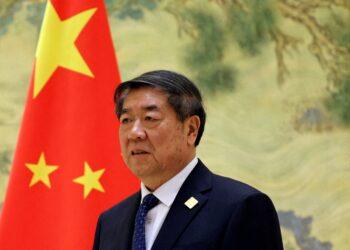 نائب رئيس مجلس الدولة الصيني خه لي فنغ يلقي كلمة خاصة في المنتدى الاقتصادي العالمي