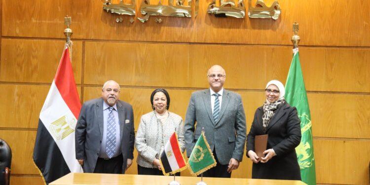 محافظة القليوبية ومعهد الوادي العالي للهندسة يوقعان بروتوكول تعاون شامل لتعزيز التنمية المستدامة والتحول الرقمي