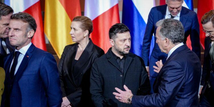 الهجوم الروسي الواسع خلال المفاوضات – وخطة “ازدهار أوكرانيا” بقيمة تقارب تريليون دولار