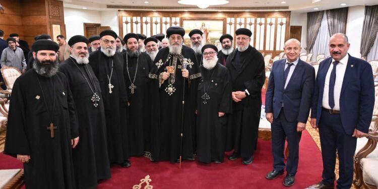 قداسه البابا تواضروس يعود لأرض الوطن وأستقبال حافل بالعباسية ……وينصح بشرب الماء الكافى ل 3 لتر يوميا والابتعاد عن المسكنات