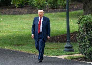 ترامب يؤكد رغبته في رفع العقوبات عن روسيا في حال إبرام صفقة بشأن أوكرانيا