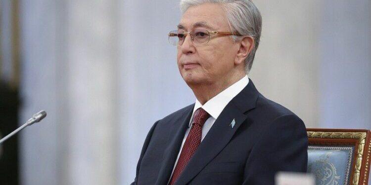 كازاخستان تنهي عهد “الرئاسة المطلقة” وتنتقل إلى نظام برلماني قوي