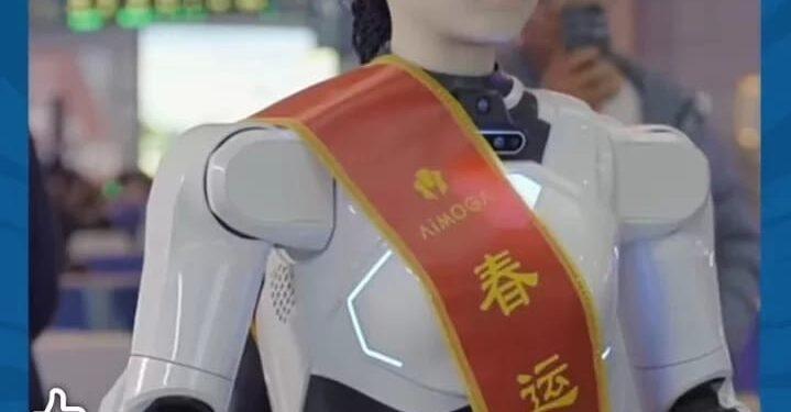 روبوت متطوع يخدم المسافرين بالصين