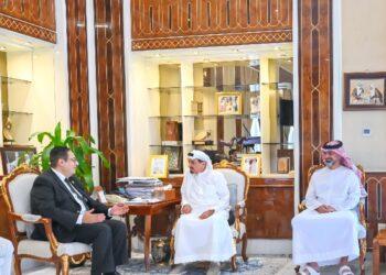 حاكم عجمان يستقبل رئيس جامعة القاهرة لبحث تعزيز التعاون العلمي والأكاديمي