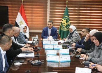 محافظ القليوبية يعقد اجتماعه الأول برؤساء المدن لتطوير الخدمات المقدمة للمواطنين