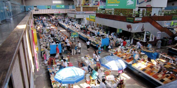 تعرف على عادات وطقوس شهر رمضان في كازاخستان.. عبادة والتزام وصلة للأرحام