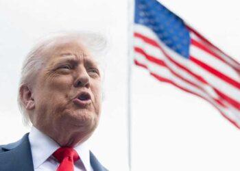 حال عدم فتح مضيق هرمز.. ترامب يحذر إيران من “خطة الانتقام”