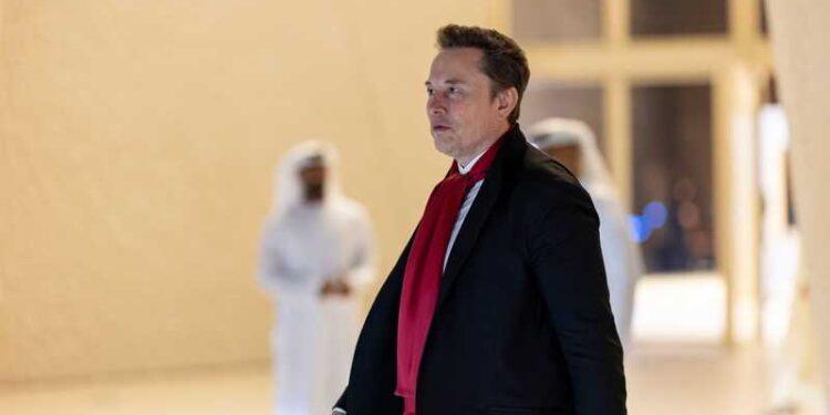 تغريدة إيلون ماسك عن الإمارات تثير إعجاب الآلاف