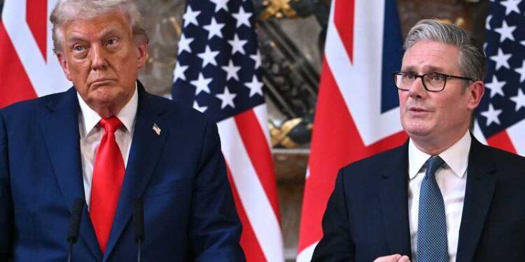 من التردد إلى الدعم.. لماذا أغضب موقف ستارمر ترامب؟