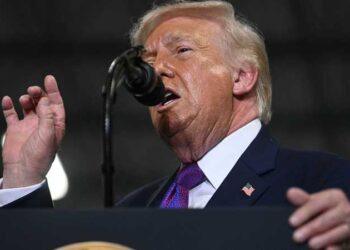 “التدخل البري في إيران”.. ترامب يدرس تعزيز القوات بالمنطقة