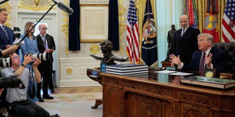 ترامب: حرب إيران تنتهي خلال أسبوعين إلى ثلاثة