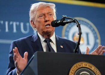 ترامب: إيران مهزومة وتريد الاتفاق.. لكنني لن أوافق الآن