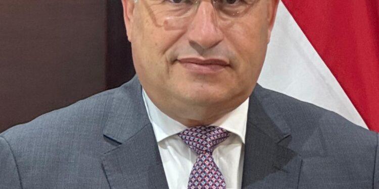 وزير التعليم العالي يوجه بتعليق الدراسة حضورياً بالجامعات والمعاهد واستمرارها بنظام التعليم الأونلاين يومي الأربعاء والخميس
