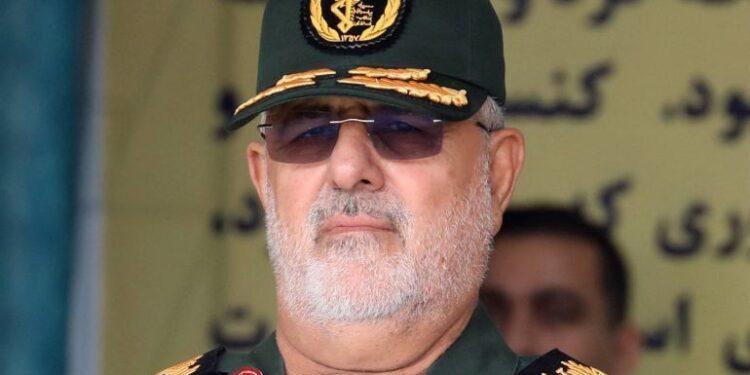 عاجل: التلفزيون الإيراني يعلن استشهاد القائد العام للحرس الثوري اللواء محمد باكبور