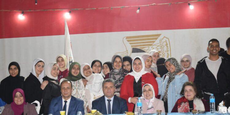نواب رئيس جامعة بنها يشاركون طلاب المدن الجامعية حفل إفطار رمضان