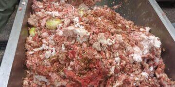 ضبط 20 طن أعلاف ولحوم فاسدة في حملة رقابية مكبرة بمنوف