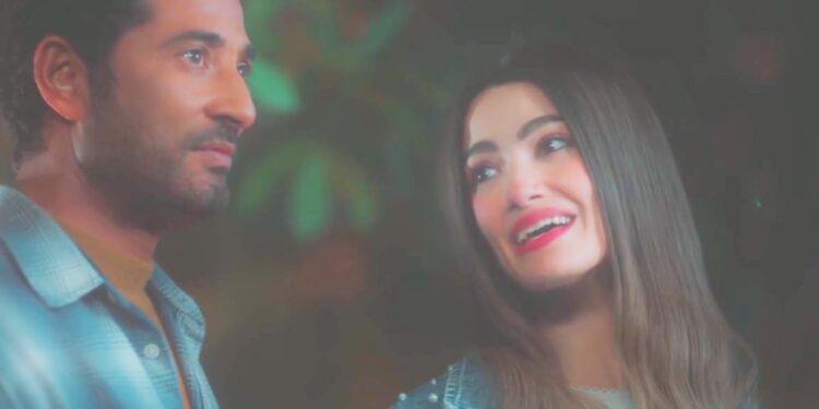 عمرو سعد وتارا عماد يغنيان «حاجة غريبة» لعبدالحليم حافظ وشادية في الحلقة 22 من «إفراج»