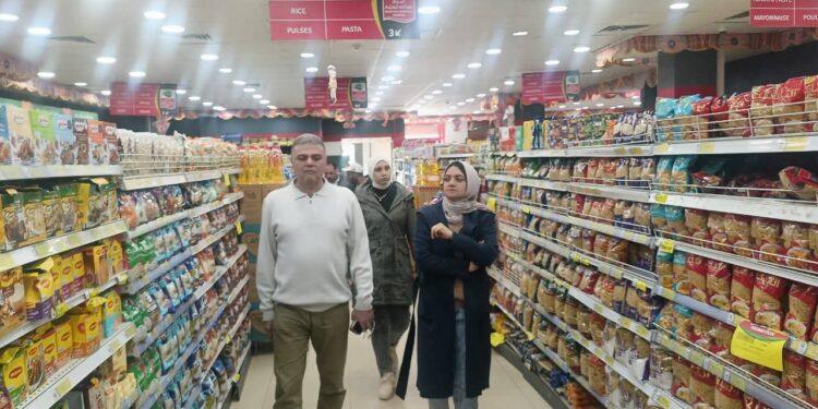 نائب محافظ القليوبية وتموين القليوبية يشن هجوماً على محلات الأغذية والمخابز ومستودعات الغاز