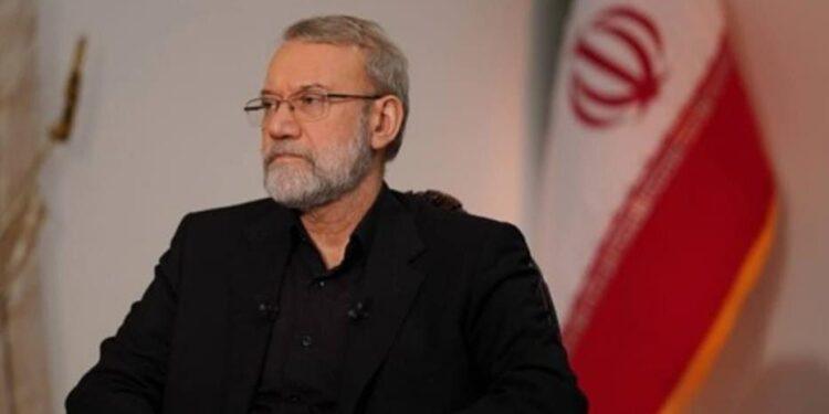 إيران تشيع علي لاريجاني في طهران وسط أجواء مشحونة