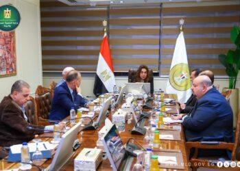 وزيرة التنمية المحلية والبيئة تستعرض ملامح الرؤية الاستراتيجية للوزارة 2026–2030