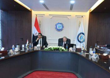 محافظ البحر الأحمر يشهد اجتماع مجلس جامعة الغردقة ويؤكد: “الجامعة شريك محوري في صياغة مستقبل المحافظة”