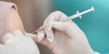 القضية الغامضة.. أميركا تمنع نشر بحث حول فعالية لقاح كورونا