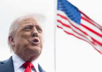 ترامب يلغي زيارة مبعوثيه إلى باكستان بسبب “موقف إيران”