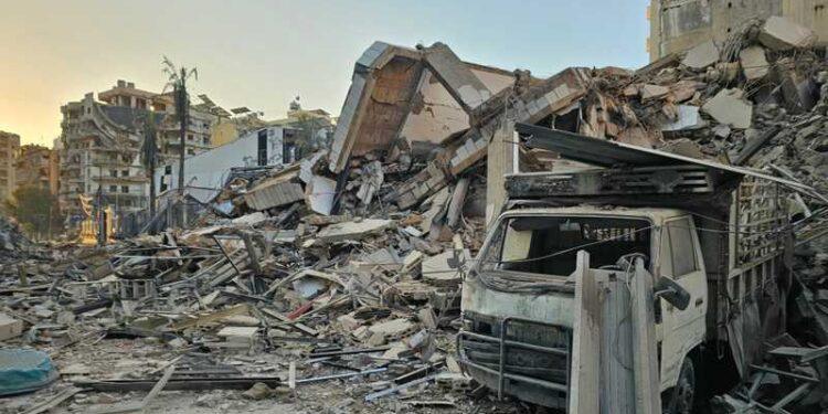 لبنان.. إسرائيل تكثّف غاراتها من الضاحية إلى الجنوب