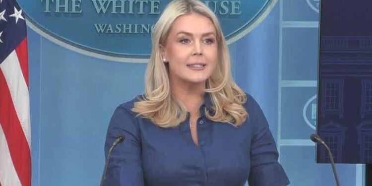 البيت الأبيض: إيران وافقت على فتح مضيق هرمز