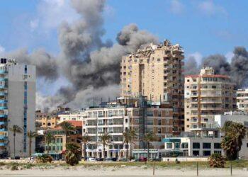 بريطانيا: قصف إسرائيل للبنان “مدمر للغاية”