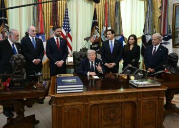 ترامب يعلن تمديد الهدنة بين إسرائيل ولبنان لـ3 أسابيع