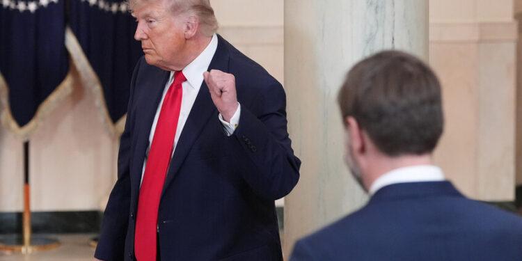 ترامب في خطاب للأمة: دون اتفاق.. سندمر محطات الطاقة في إيران ونضربهم بقوة كبيرة ونعيدهم للعصر الحجري