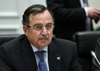 يديعوت أحرونوت: الدبلوماسي المصري نبيل فهمي يشكل تحديا صعبا لتل أبيب في الجامعة العربية