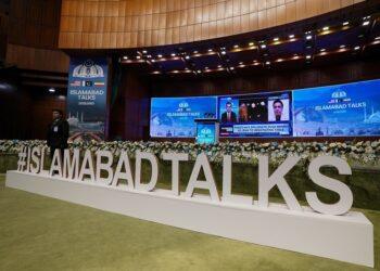 ماذا حدث في إسلام آباد؟.. “نيويورك تايمز” تحدد النقاط الثلاث التي تفصل العالم عن التصعيد